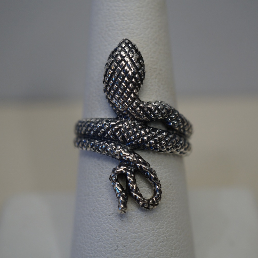 Sterling Silver (.925) Snake Ring - Picture 1 of 7